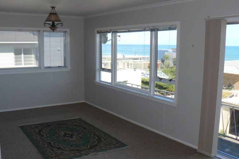 Photo of property in 1/23 Hamblyn Street, Strandon, New Plymouth, 4312