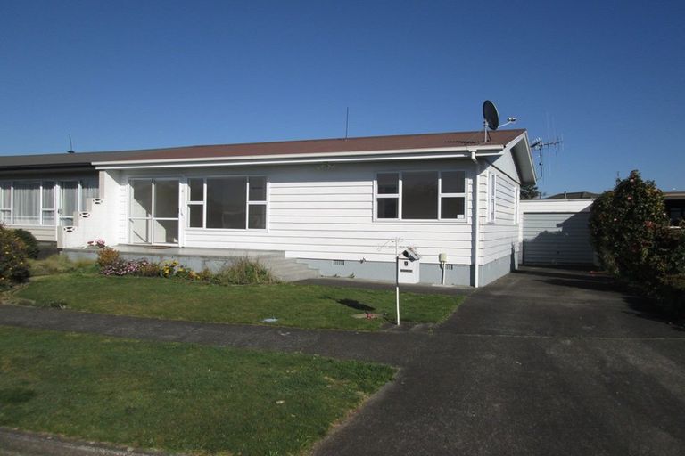 Photo of property in 9 Edwards Place, Terrace End, Palmerston North, 4410