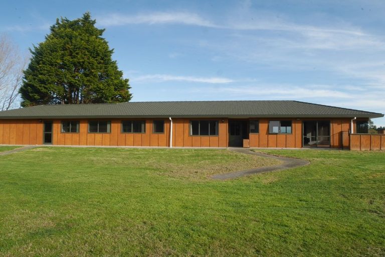 Photo of property in 12 Te Horo Beach Road, Te Horo, Otaki, 5581
