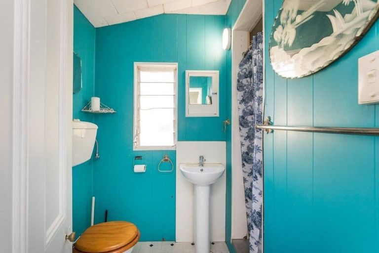 Photo of property in 92 Wood Street, Takaro, Palmerston North, 4410