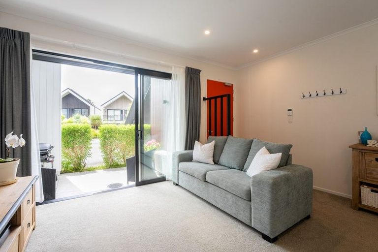 Photo of property in 42 Rangihina Road, Hobsonville, Auckland, 0616