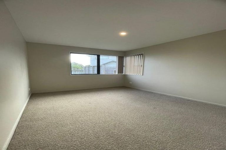 Photo of property in 11c Mangos Place, Pakuranga, Auckland, 2010