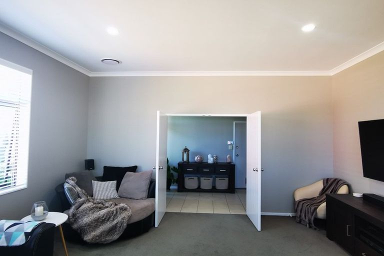 Photo of property in 7 Parkhaven Drive, Rosehill, Papakura, 2113