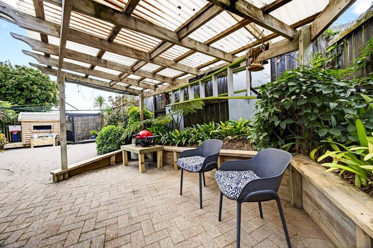 Photo of property in 15 Harvest Drive, Henderson, Auckland, 0612