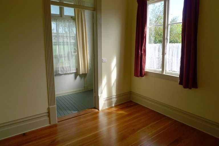 Photo of property in 25 Wellington Street, Nelson South, Nelson, 7010