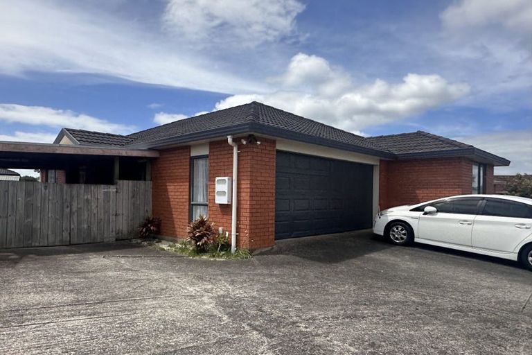 Photo of property in 16 Jaylo Place, Mangere, Auckland, 2022