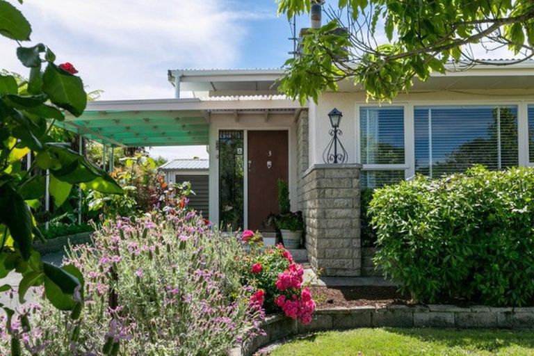 Photo of property in 3 Coverdale Street, Onekawa, Napier, 4110