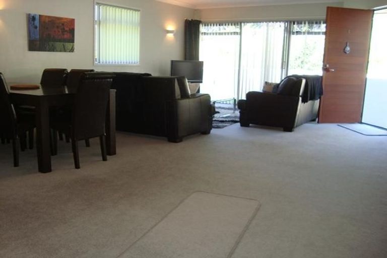 Photo of property in 1/48 Coote Road, Bluff Hill, Napier, 4110