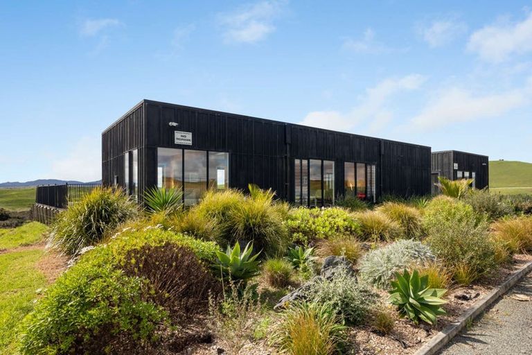 Photo of property in 3 Awaroa Creek Rise, Kaiwaka, 0573