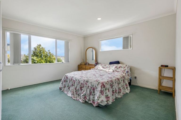 Photo of property in 30b Wellington Street, Pukekohe, 2120