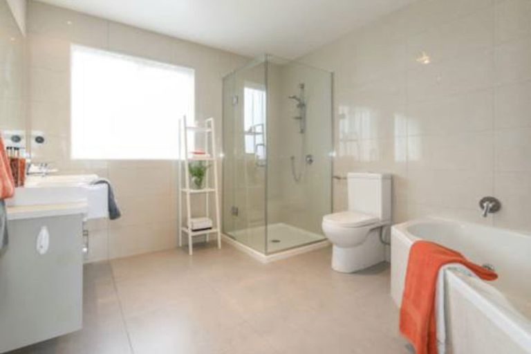 Photo of property in 24 Arranmore Drive, Flat Bush, Auckland, 2019