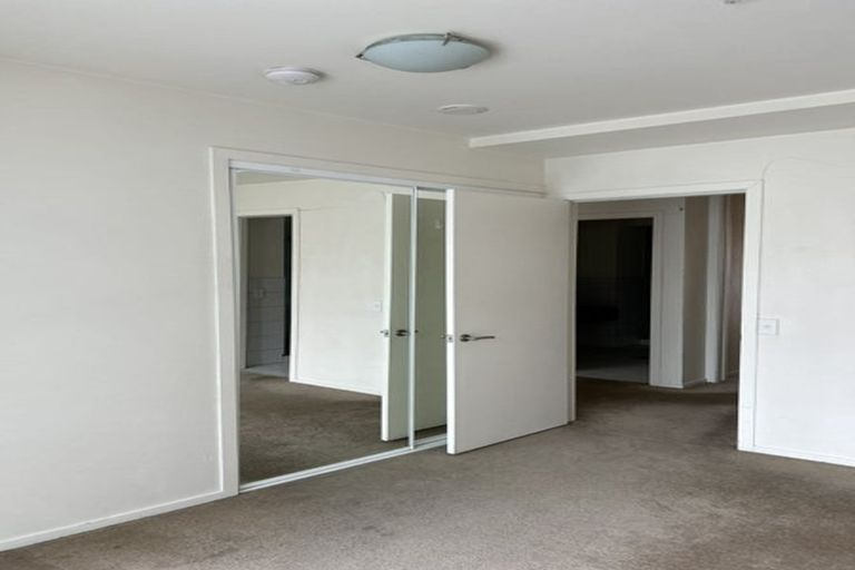 Photo of property in Sol Apartments, 8/37 Jessie Street, Te Aro, Wellington, 6011