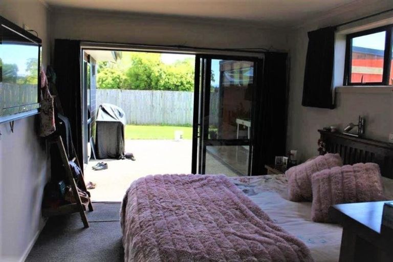 Photo of property in 11 Toiora Close, Takaka, 7110