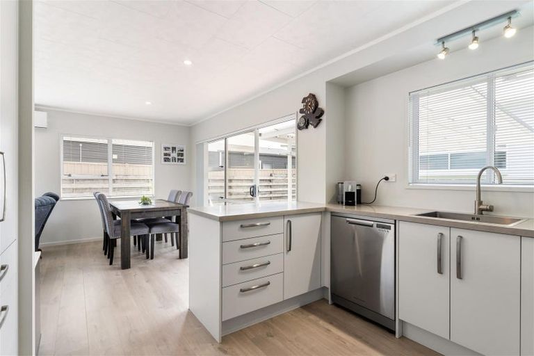 Photo of property in 102a Otahu Road, Whangamata, 3620