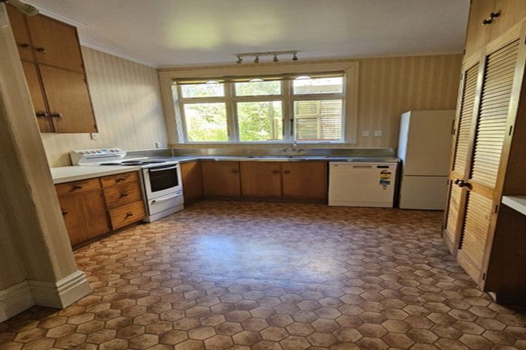 Photo of property in 3 Kinross Street, Kelburn, Wellington, 6012