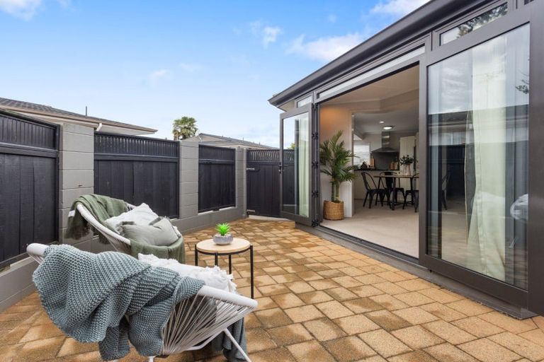 Photo of property in 405b Devonport Road, Tauranga South, Tauranga, 3112