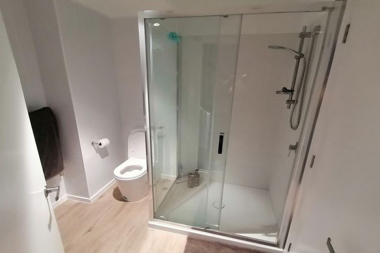 Photo of property in The Alex Apartments, 8/135a Hallenstein Street, Queenstown, 9300