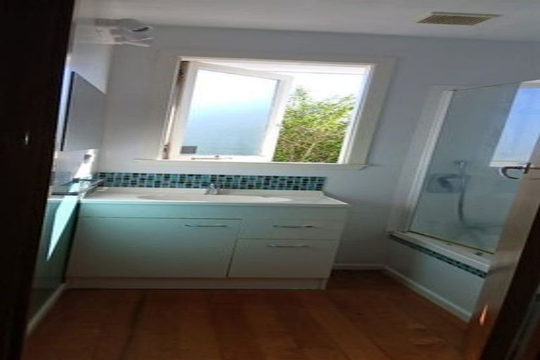 Photo of property in 47 Cardiff Road, Pakuranga, Auckland, 2010