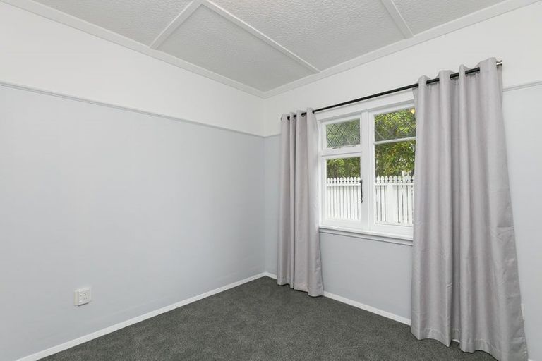 Photo of property in 4 Burnham Street, Petone, Lower Hutt, 5012