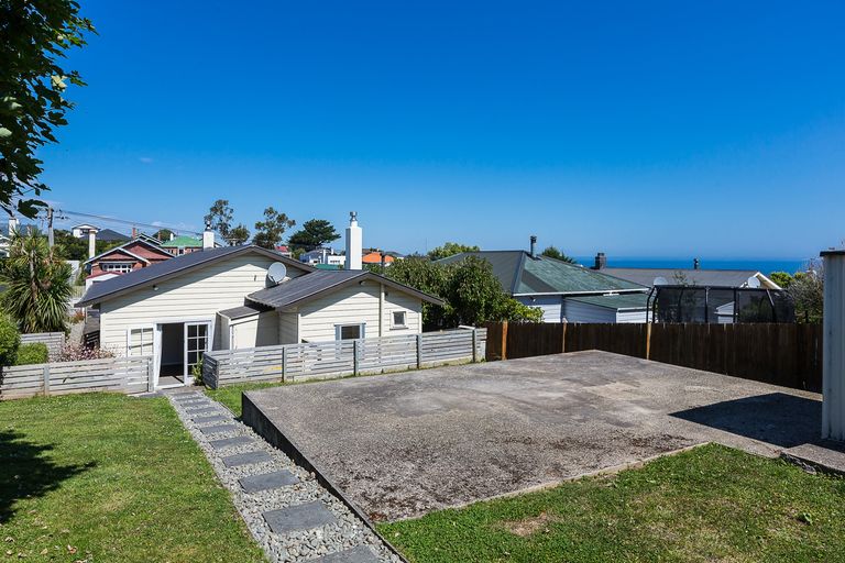 Photo of property in 23 Oakland Street, Andersons Bay, Dunedin, 9013