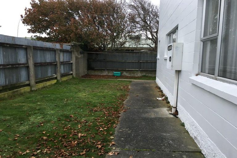 Photo of property in 71 Macmaster Street, Richmond, Invercargill, 9810