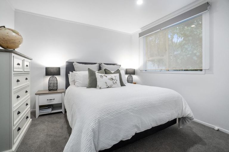 Photo of property in 23 Claverdon Drive, Massey, Auckland, 0614