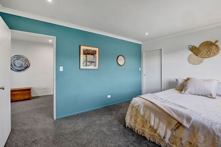 Photo of property in 48 Kawei Road, Ohawe, Hawera, 4671