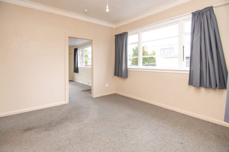 Photo of property in 216 Vogel Street, Roslyn, Palmerston North, 4414