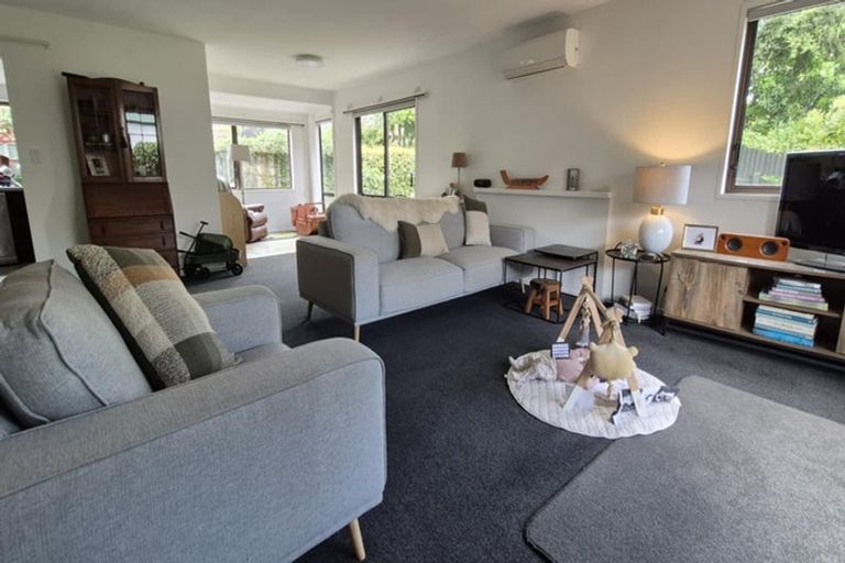 Photo of property in 142 Victoria Avenue, Hokowhitu, Palmerston North, 4410