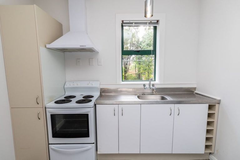 Photo of property in 82 Pembroke Road, Northland, Wellington, 6012