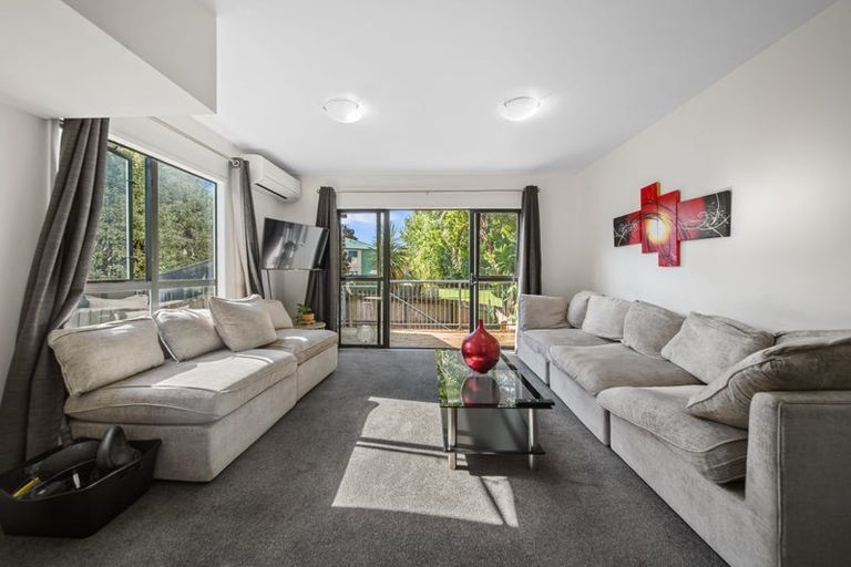 Photo of property in 75 Malaspina Place, Papatoetoe, Auckland, 2025