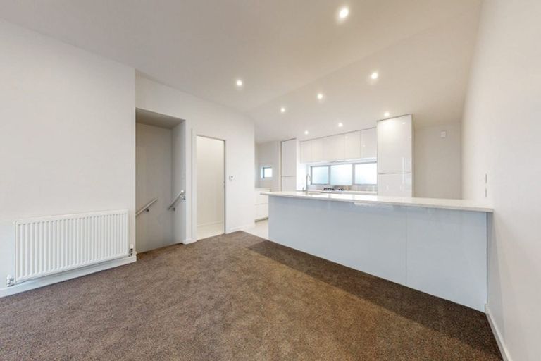 Photo of property in 94c Tinakori Road, Thorndon, Wellington, 6011