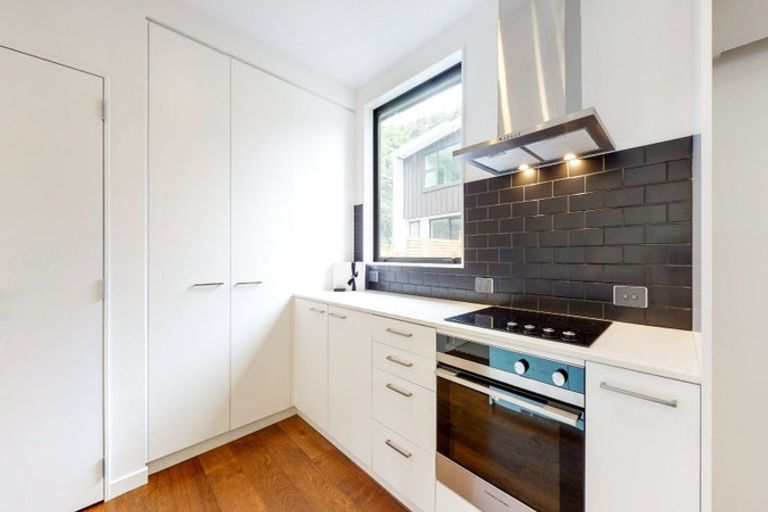 Photo of property in 55 Rua Kai Way, Brooklyn, Wellington, 6021