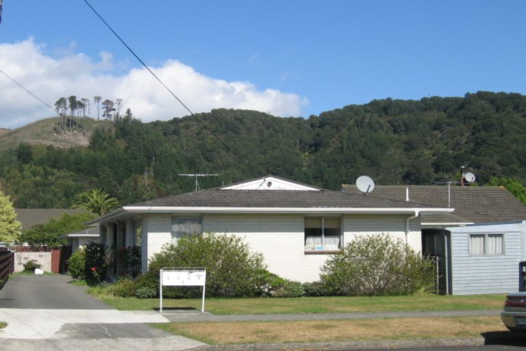 Photo of property in 21a Seddon Street, Wallaceville, Upper Hutt, 5018