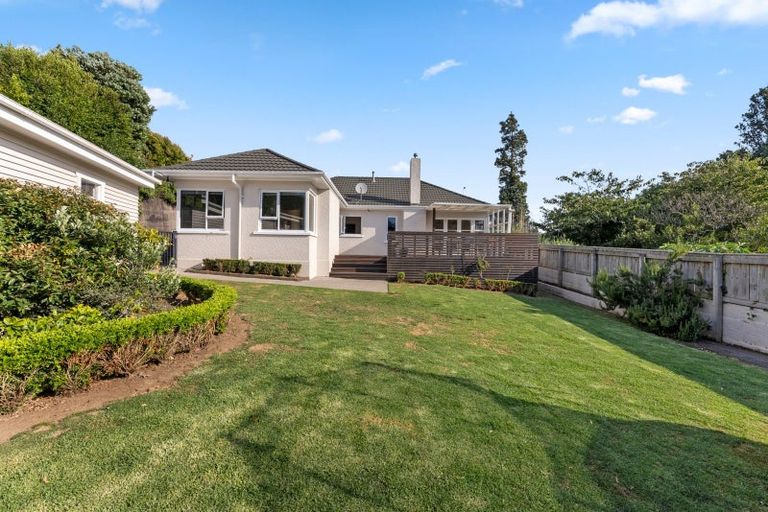 Photo of property in 384 Devon Street West, Lynmouth, New Plymouth, 4310