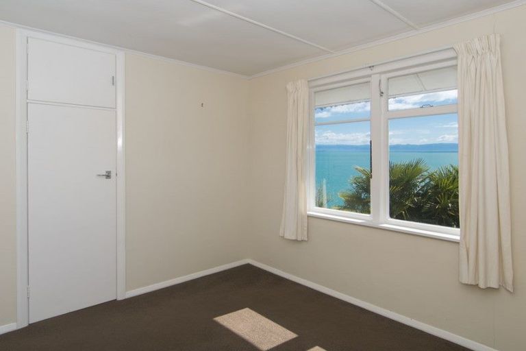 Photo of property in 3 Grenville Terrace, Moana, Nelson, 7011