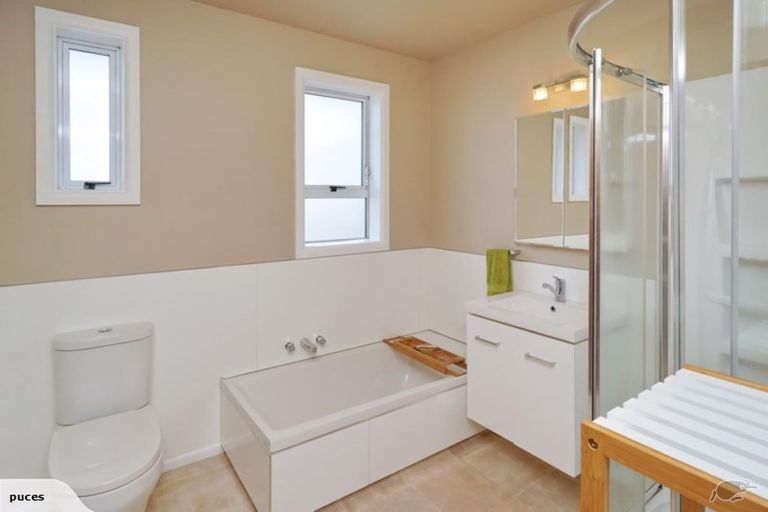 Photo of property in 214 West Belt, Rangiora, 7400