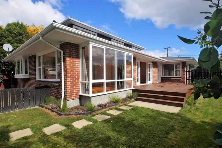 Photo of property in 20 Sevenoaks Drive, Bryndwr, Christchurch, 8053