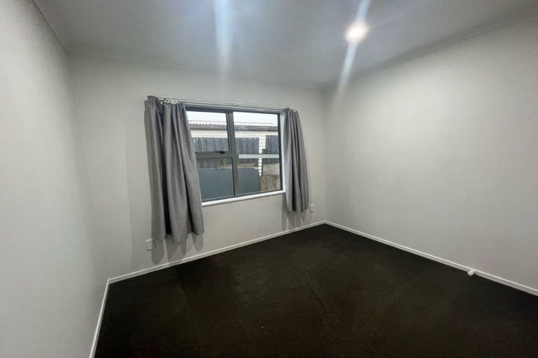 Photo of property in 71 John Walker Drive, Manurewa, Auckland, 2102