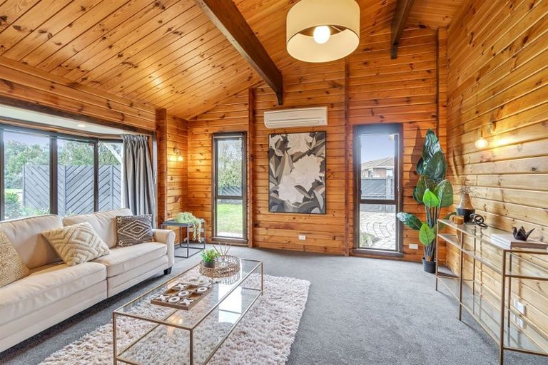 Photo of property in 14 Radiata Avenue, Parklands, Christchurch, 8083