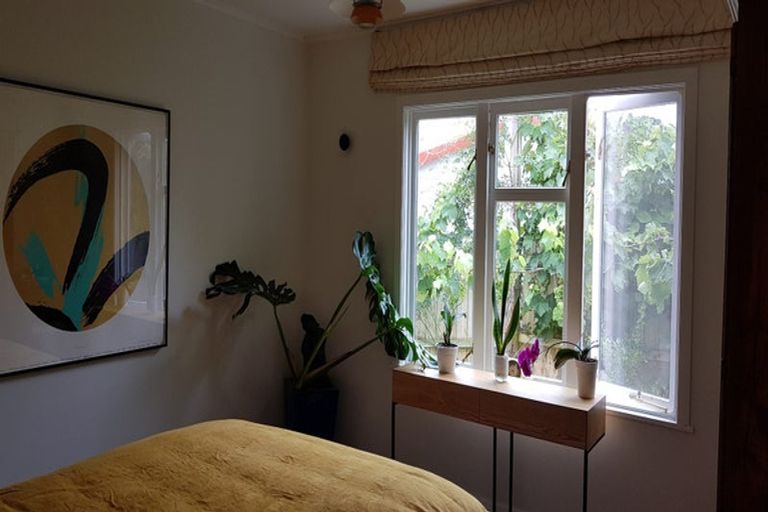 Photo of property in 2a Stillwater Crescent, Stillwater, Silverdale, 0993