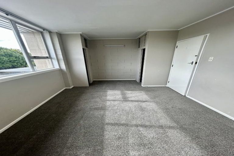 Photo of property in 267 Massey Road, Mangere East, Auckland, 2024
