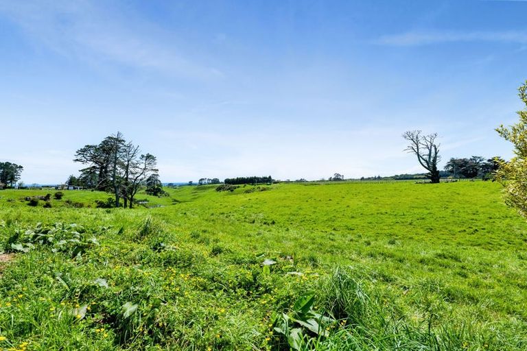 Photo of property in 313 Egmont Road, Hillsborough, New Plymouth, 4372