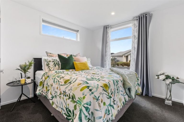 Photo of property in 20 Lamborn Drive, Papakura, 2110