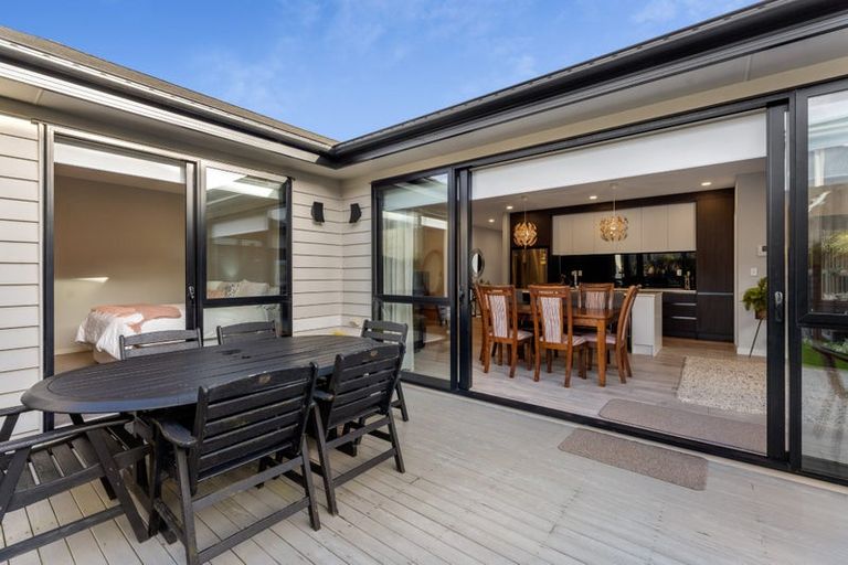 Photo of property in 64 Accolage Boulevard, Kumeu, 0810