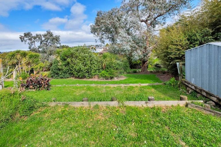 Photo of property in 26 Killarney Avenue, Torbay, Auckland, 0630