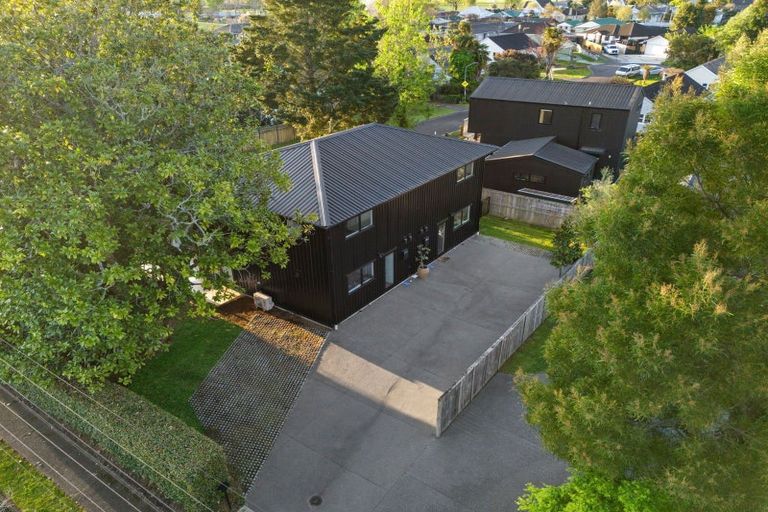 Photo of property in 14 Hamilton Road, Cambridge, 3434