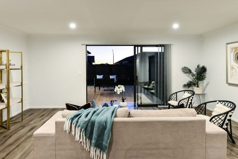 Photo of property in 11 Kimbolton Street, Rototuna North, Hamilton, 3210