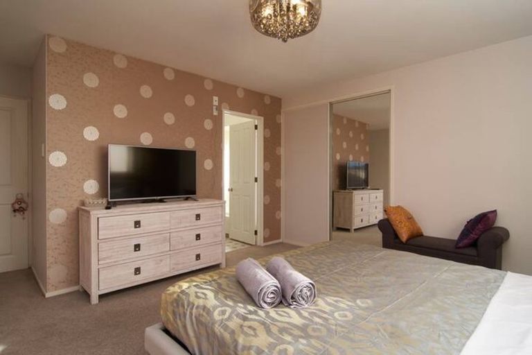 Photo of property in 46 Bella Rosa Drive, Hei Hei, Christchurch, 8042