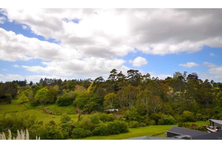 Photo of property in 35 Alderton Drive, Kerikeri, 0230